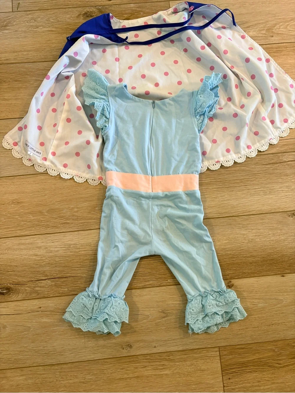 OLO Bo Peep outfit with cape!